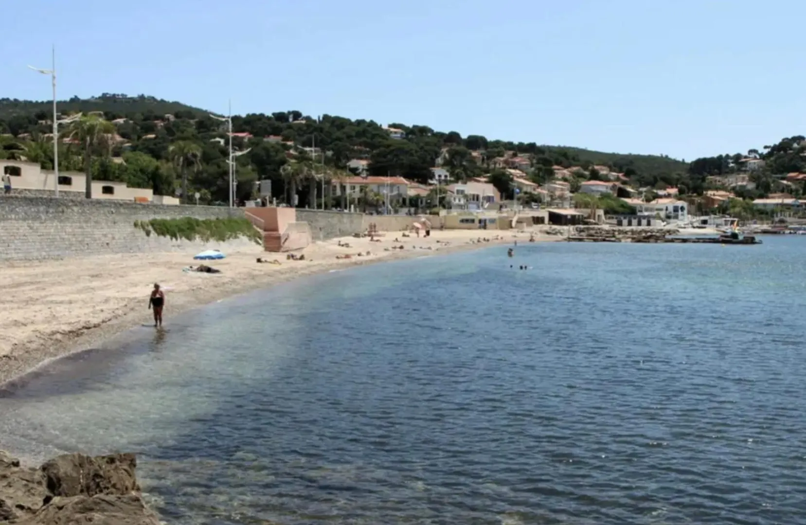 Joli Studio Proche De La Mer Le Pradet Apartment